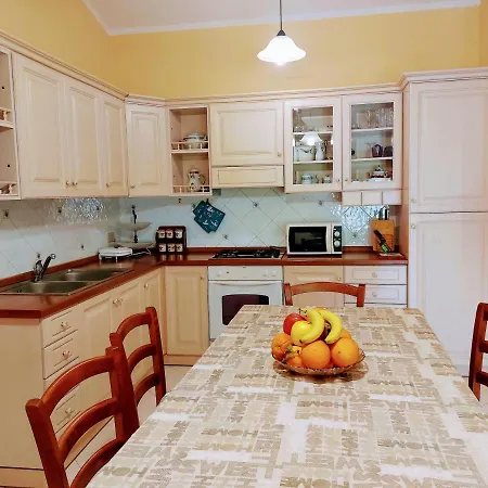 Deliziosa Casetta In Centro A 10 Min Dal Mare Apartmán Teulada