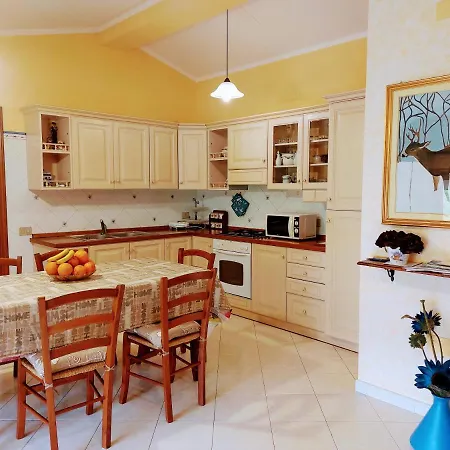 Apartmán Deliziosa Casetta In Centro A 10 Min Dal Mare *